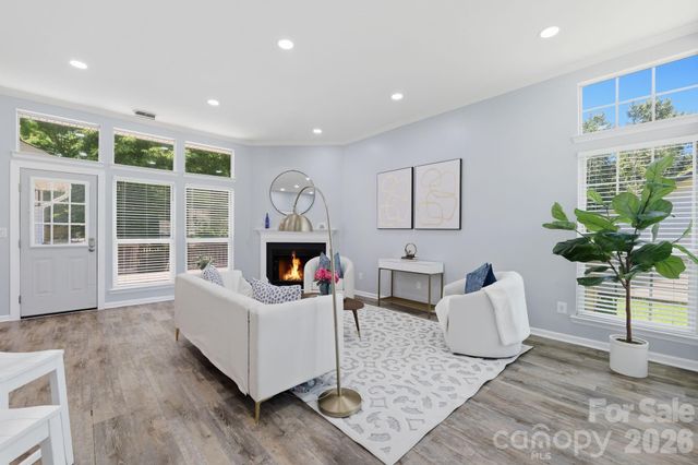 13501 Krislyn Woods Place, Charlotte, NC 28278