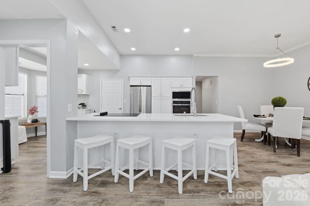 13501 Krislyn Woods Place, Charlotte, NC 28278