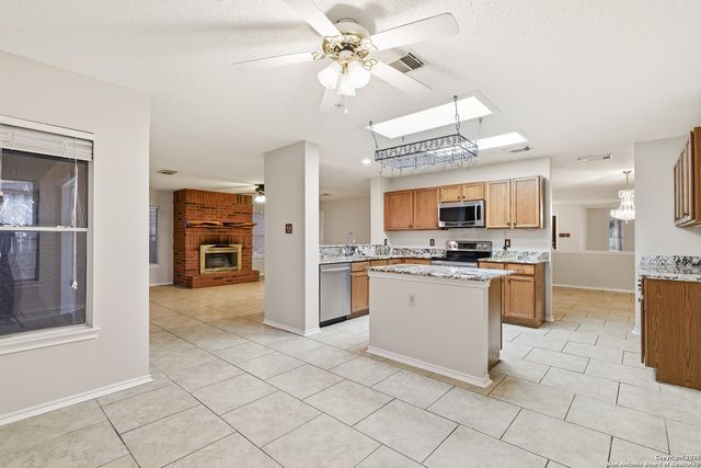 9623 Diamond Gap, San Antonio, TX 78254