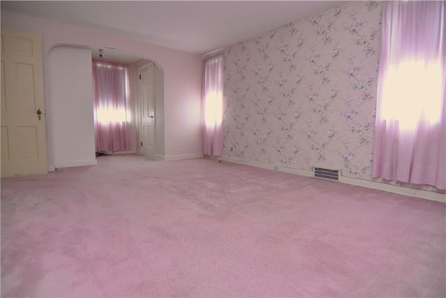 4132 Davis Ave, Munhall, PA 15120