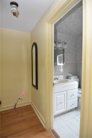 4132 Davis Ave, Munhall, PA 15120