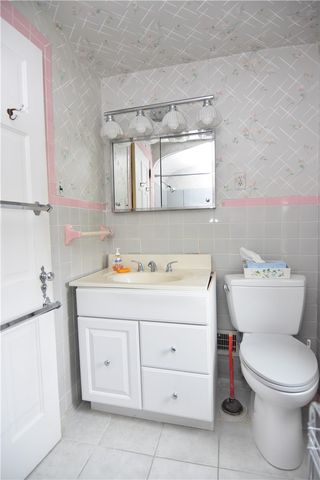 4132 Davis Ave, Munhall, PA 15120