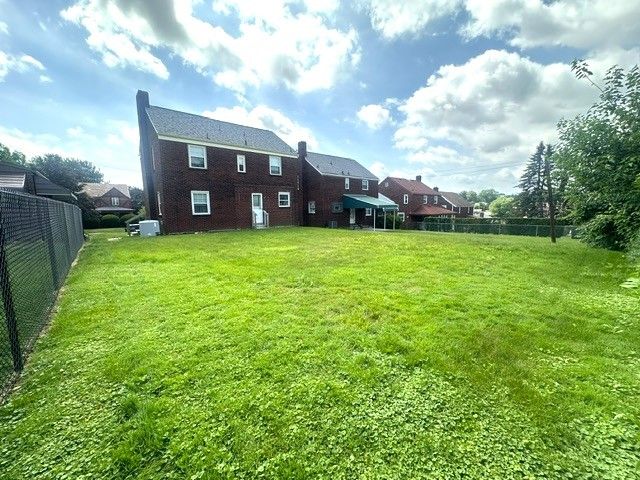 4132 Davis Ave, Munhall, PA 15120