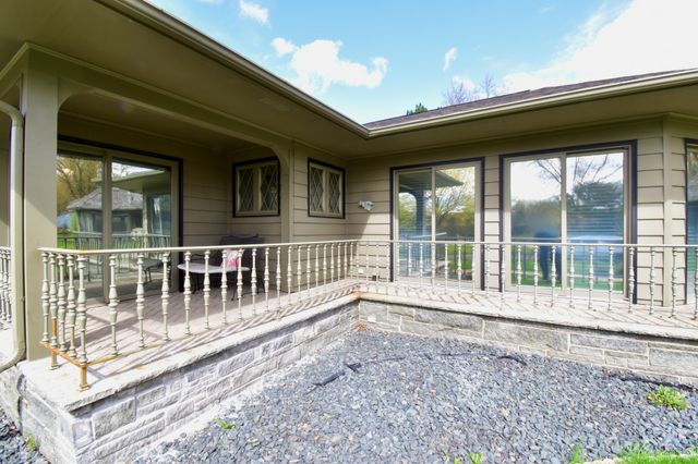 1300 Kilian Boulevard SE, Saint Cloud, MN 56304