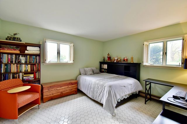 1300 Kilian Boulevard SE, Saint Cloud, MN 56304