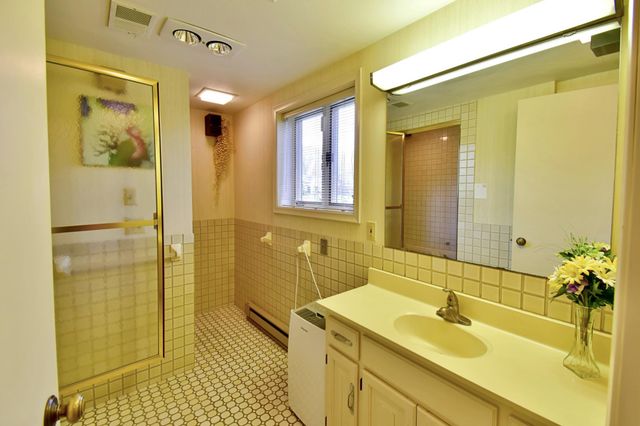 1300 Kilian Boulevard SE, Saint Cloud, MN 56304
