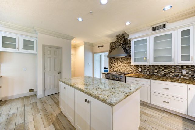 13238 Oregold Drive, Houston, TX 77041