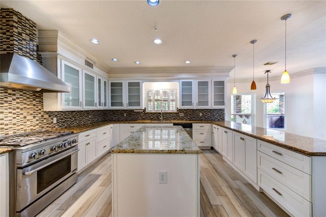 13238 Oregold Drive, Houston, TX 77041