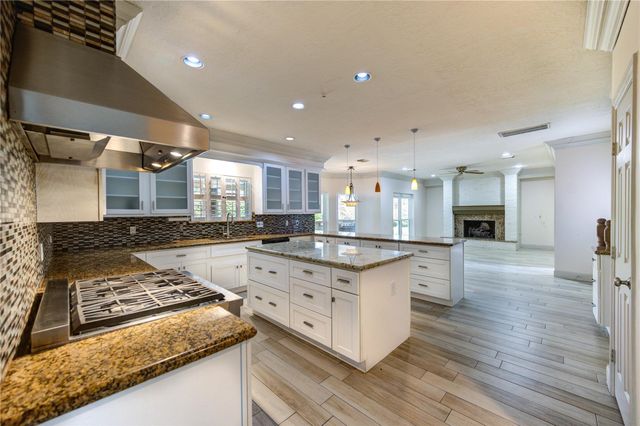 13238 Oregold Drive, Houston, TX 77041