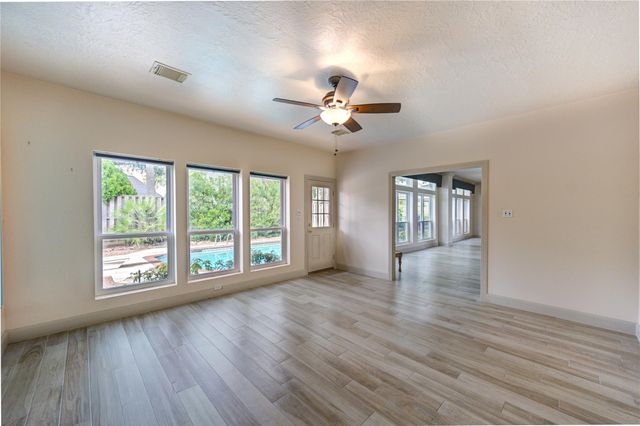 13238 Oregold Drive, Houston, TX 77041