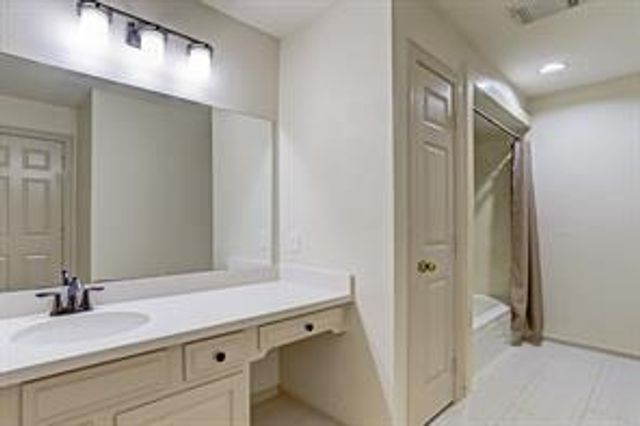 13238 Oregold Drive, Houston, TX 77041