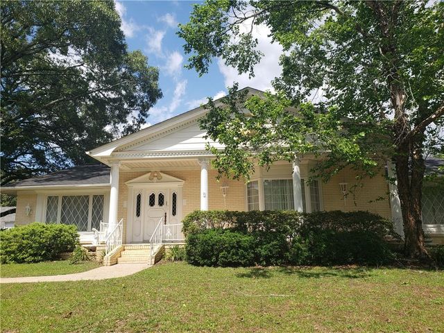1221 Westbury Drive, Mobile, AL 36609