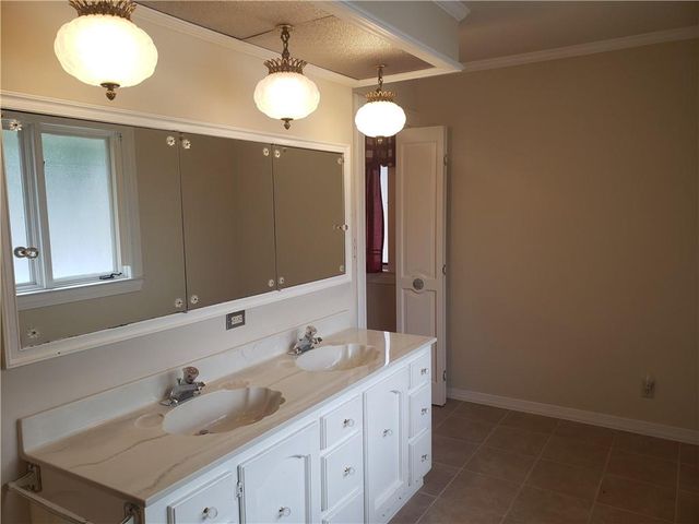 1221 Westbury Drive, Mobile, AL 36609