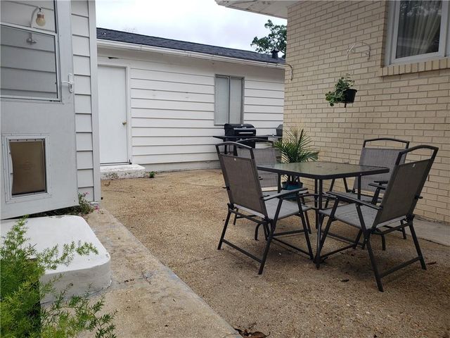 1221 Westbury Drive, Mobile, AL 36609