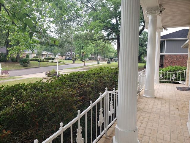 1221 Westbury Drive, Mobile, AL 36609
