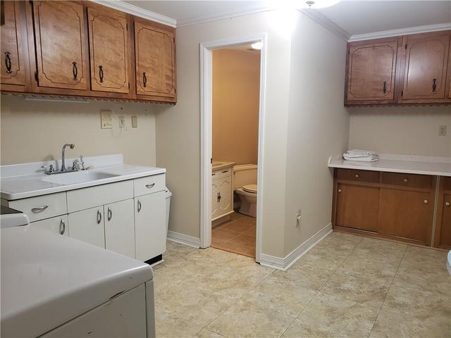 1221 Westbury Drive, Mobile, AL 36609