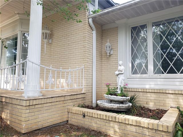 1221 Westbury Drive, Mobile, AL 36609