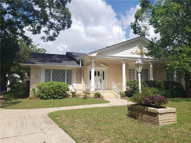 1221 Westbury Drive, Mobile, AL 36609