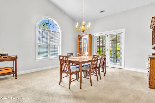 211 Waters Point Court, Wilmington, NC 28412