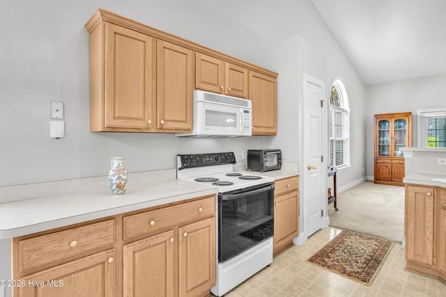 211 Waters Point Court, Wilmington, NC 28412