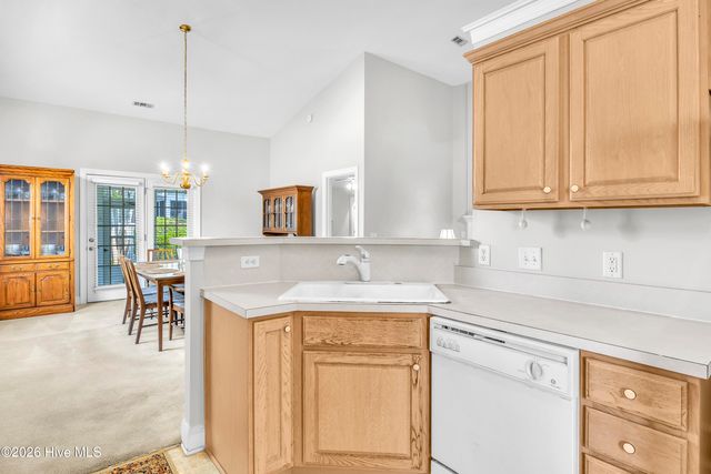 211 Waters Point Court, Wilmington, NC 28412