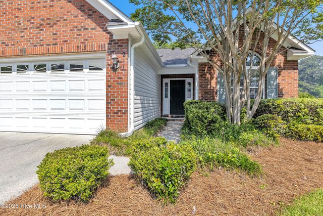 211 Waters Point Court, Wilmington, NC 28412