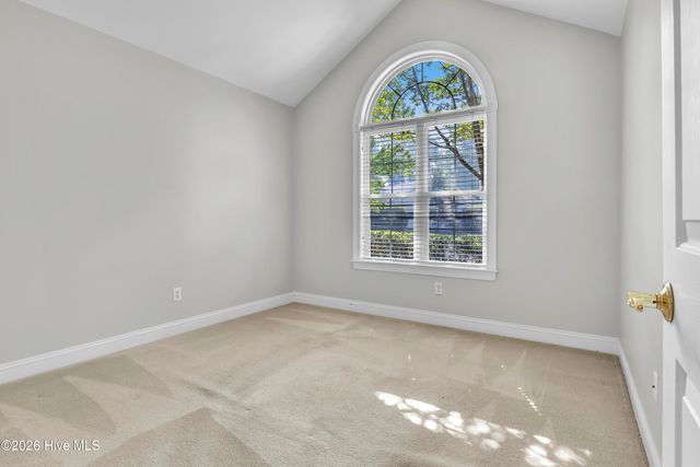 211 Waters Point Court, Wilmington, NC 28412