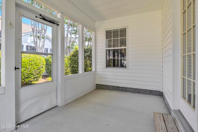 211 Waters Point Court, Wilmington, NC 28412