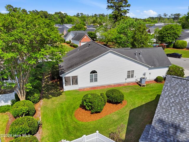 211 Waters Point Court, Wilmington, NC 28412