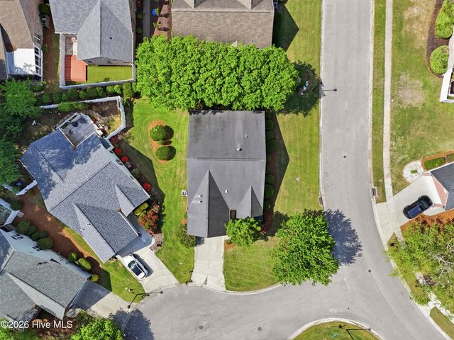 211 Waters Point Court, Wilmington, NC 28412