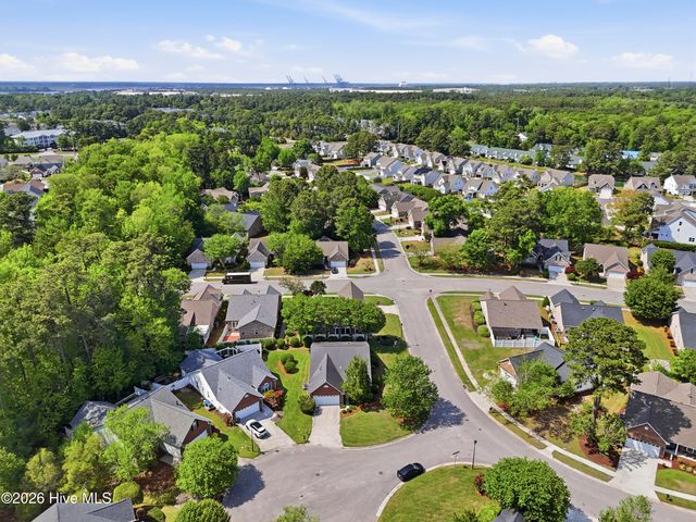 211 Waters Point Court, Wilmington, NC 28412