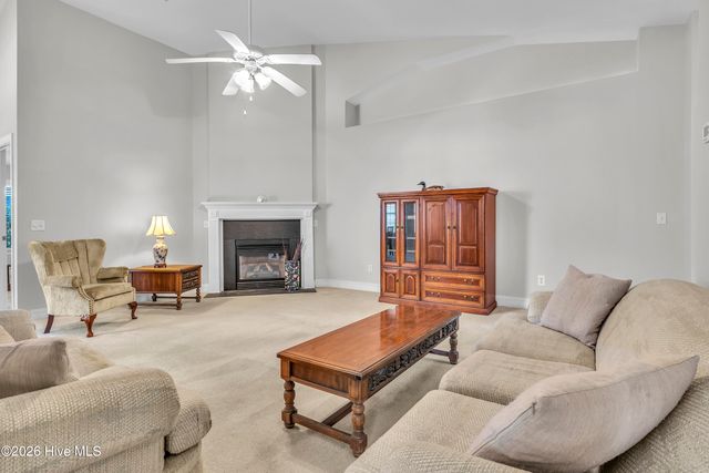 211 Waters Point Court, Wilmington, NC 28412