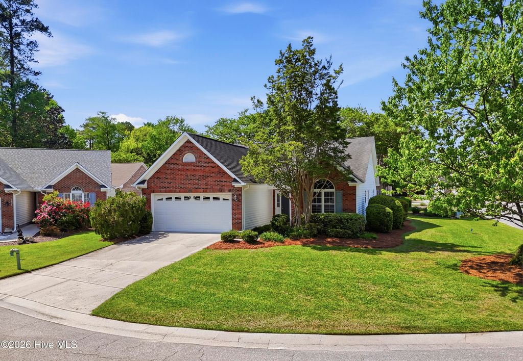 211 Waters Point Court, Wilmington, NC 28412