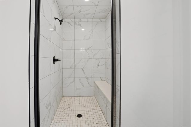 1073 Williamson Circle, Pontiac, MI 48340