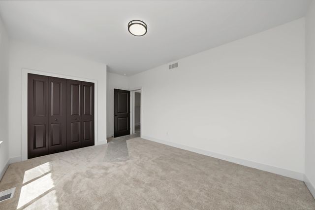 1073 Williamson Circle, Pontiac, MI 48340