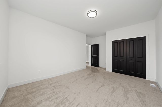 1073 Williamson Circle, Pontiac, MI 48340