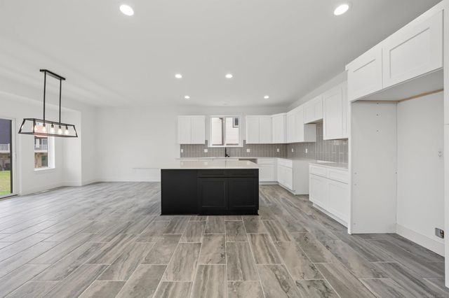 1073 Williamson Circle, Pontiac, MI 48340