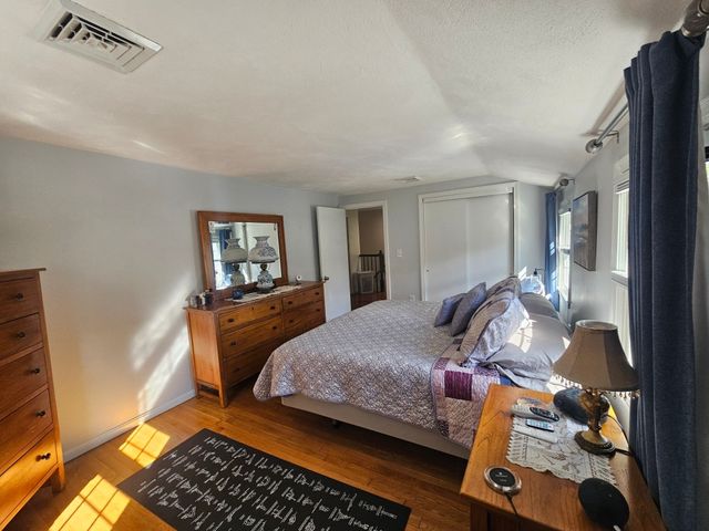 30 Pratt St, Tewksbury, MA 01876