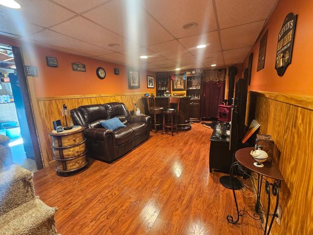 30 Pratt St, Tewksbury, MA 01876