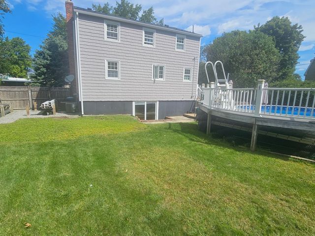 30 Pratt St, Tewksbury, MA 01876