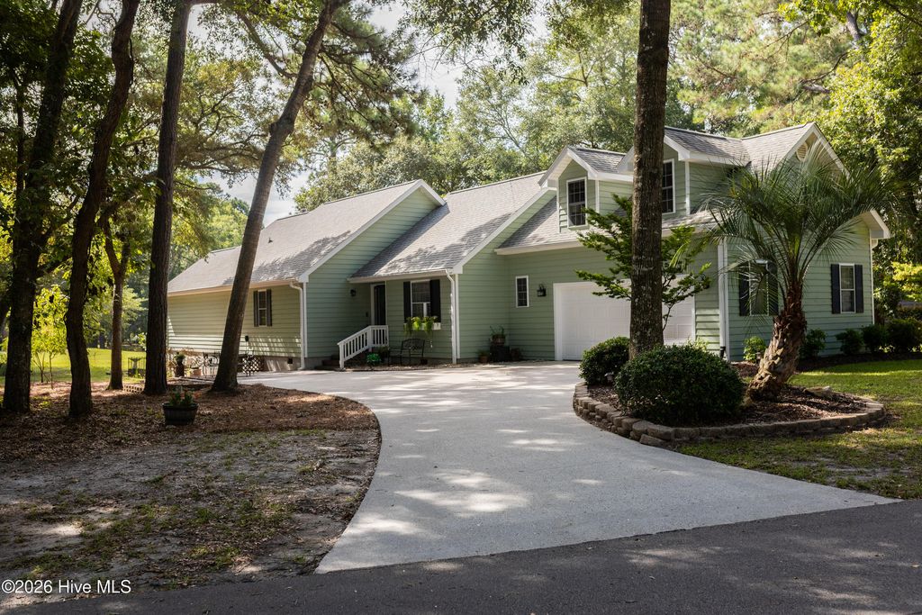 3172 Windward Village Lane SW, Supply, NC 28462