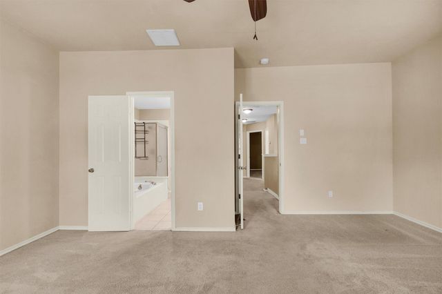31 N Walden Elms Circle, Spring, TX 77382