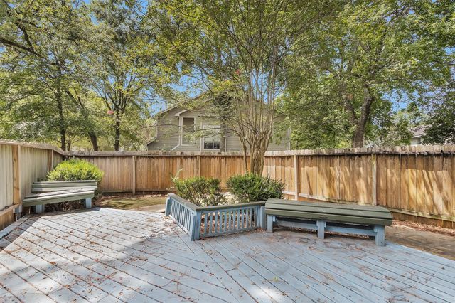 31 N Walden Elms Circle, Spring, TX 77382