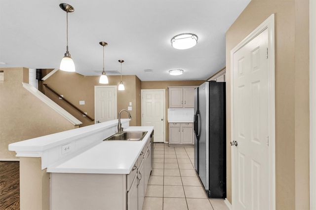 31 N Walden Elms Circle, Spring, TX 77382