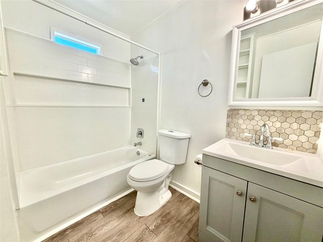 1203 Olander ST, Austin, TX 78702