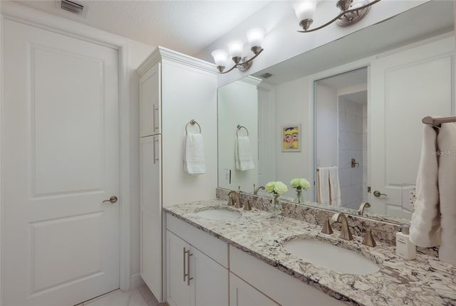 376 ARUBA CIRCLE 203, Bradenton, FL 34209