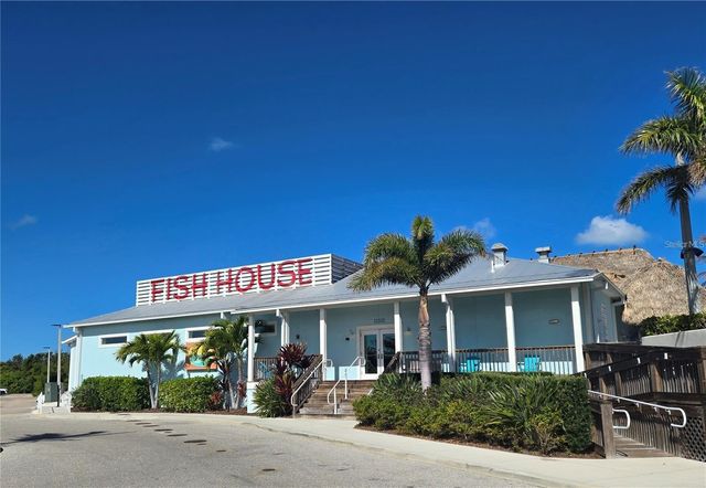 376 ARUBA CIRCLE 203, Bradenton, FL 34209