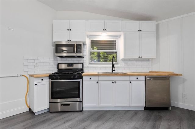 3344 N 57th Street, Kansas City, KS 66104