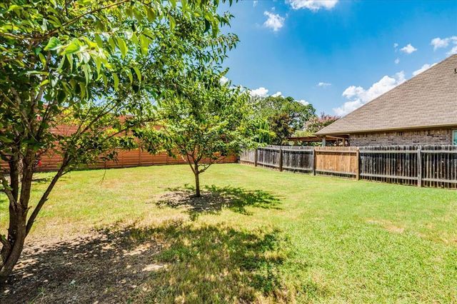 2005 Garretts WAY, Manchaca, TX 78652