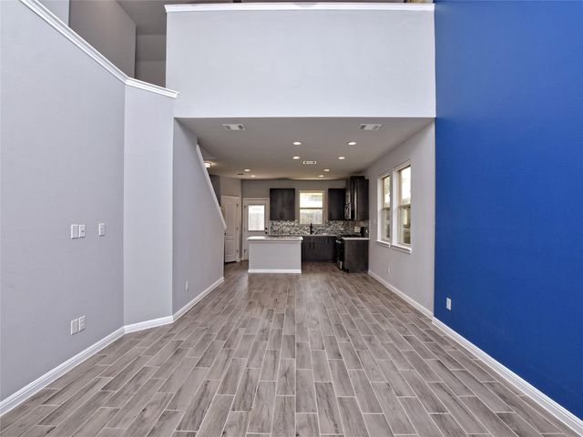 2005 Garretts WAY, Manchaca, TX 78652